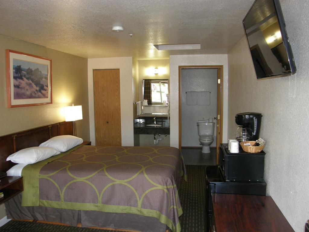 Budget Lodge Eugene - Airport Habitación foto